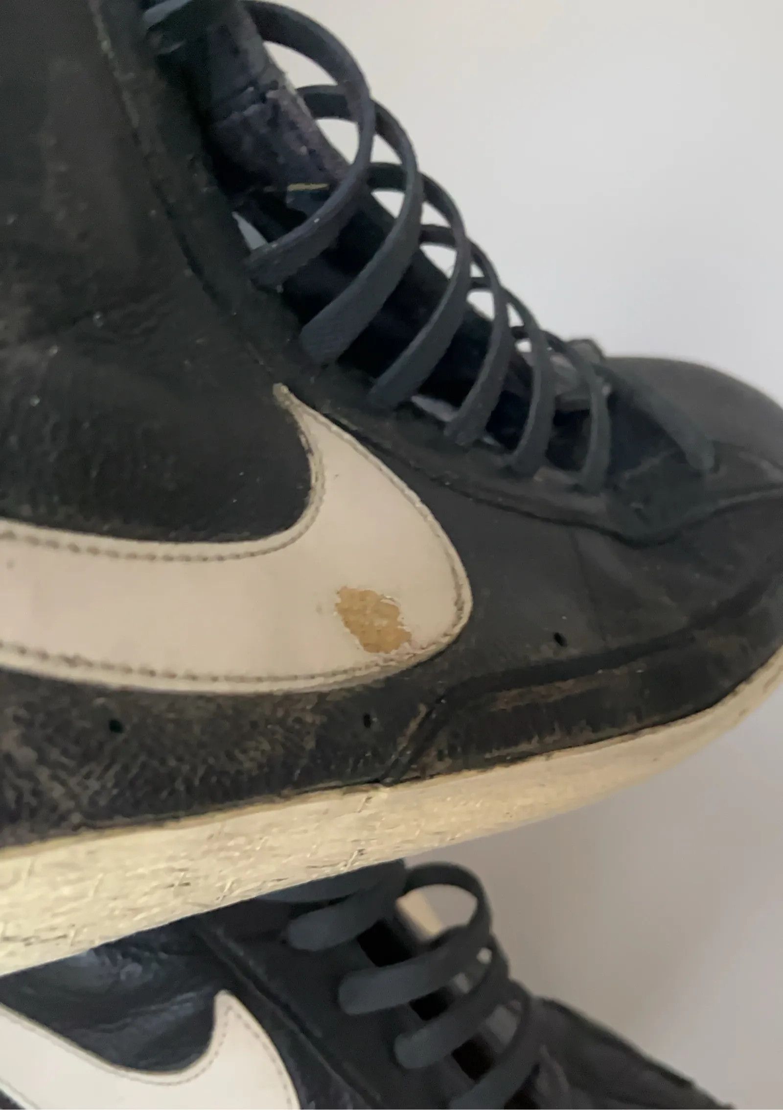 Nike Nike Hi-top Sneakers Size US 12 / EU 45 - 8 Thumbnail