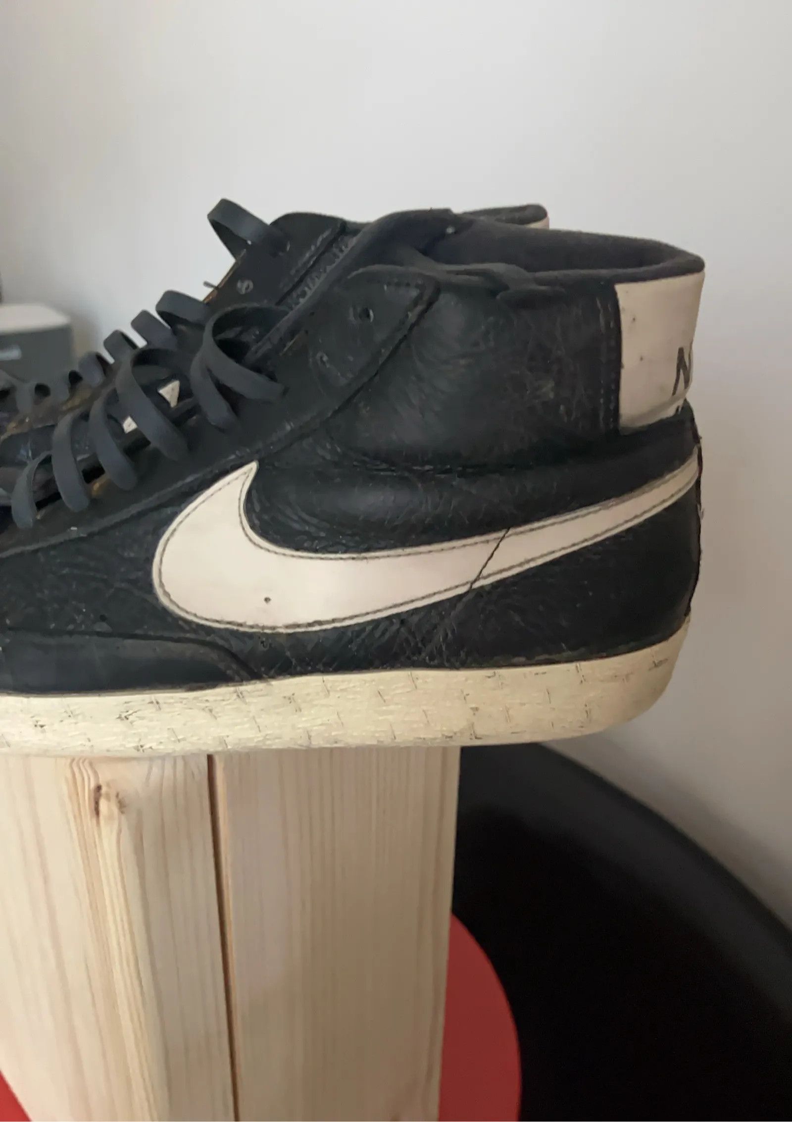 Nike Nike Hi-top Sneakers Size US 12 / EU 45 - 2 Thumbnail