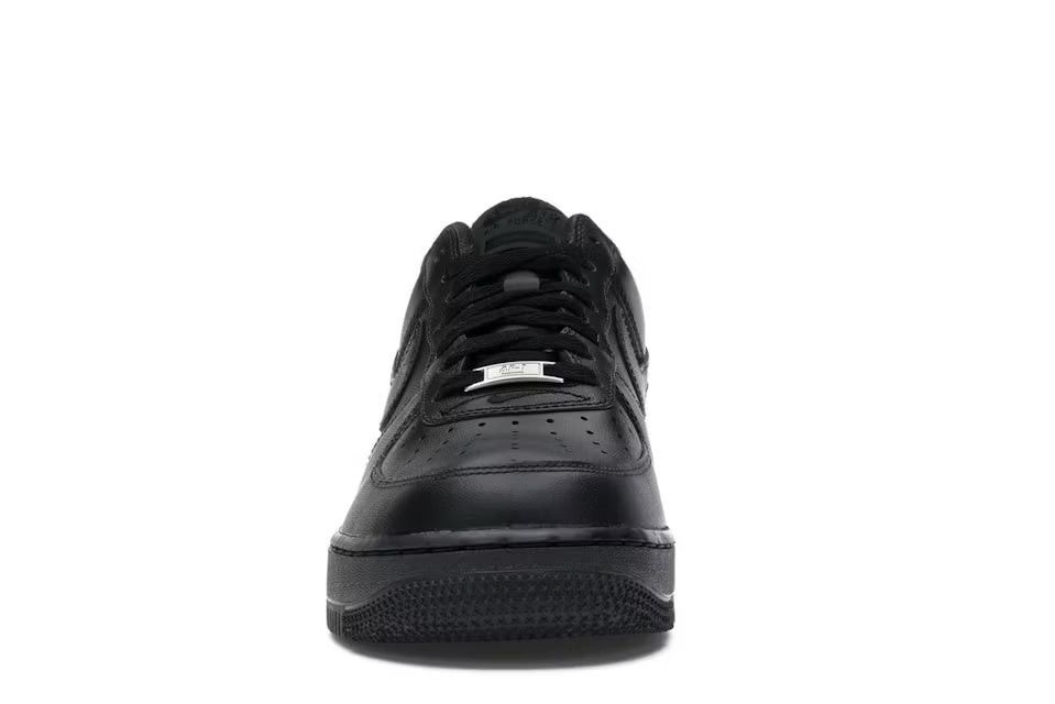 Nike Air Force 1 Low Supreme Black Size US 11.5 / EU 44-45 - 4 Thumbnail