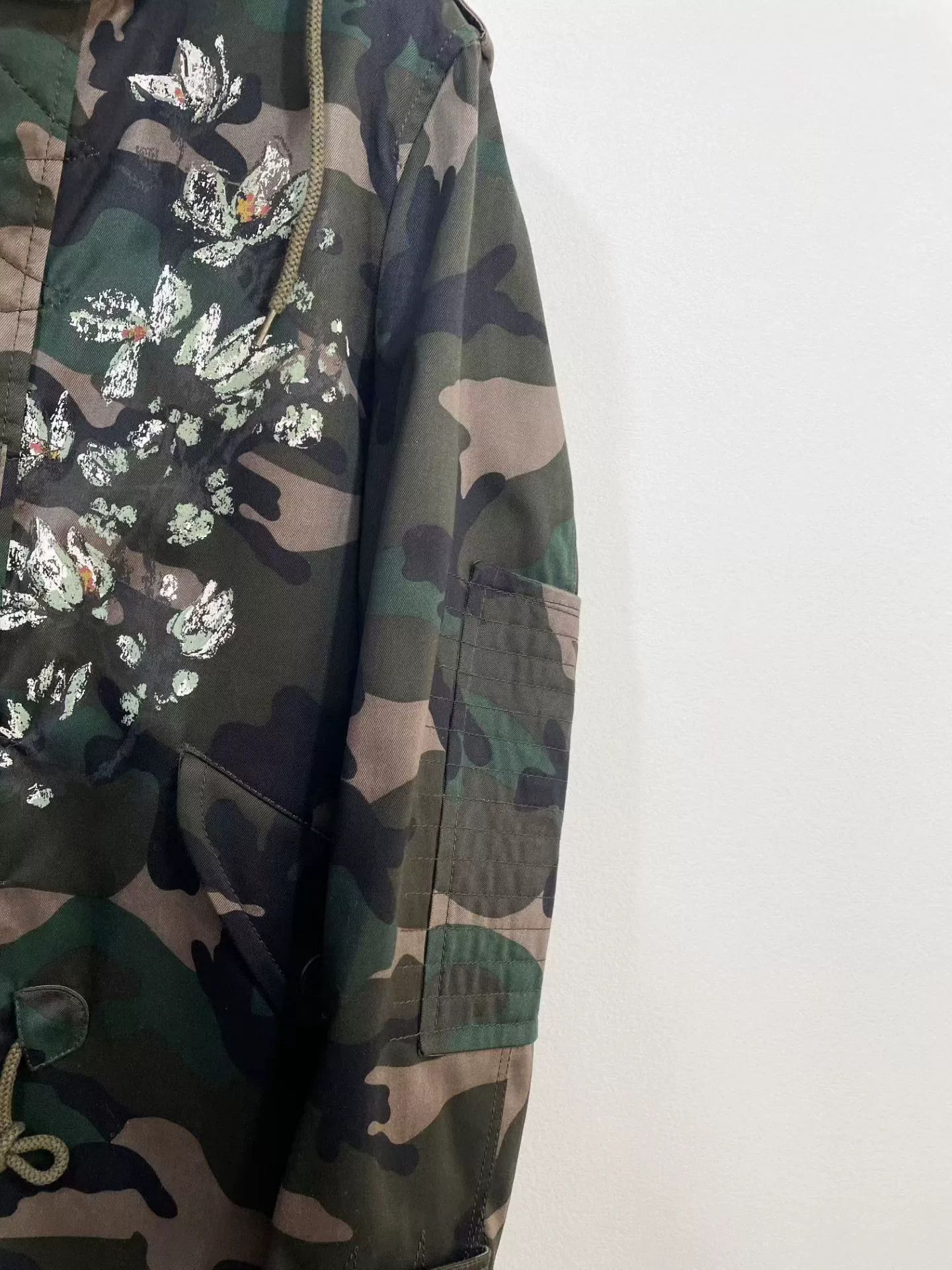 Valentino VALENTINO Mid-Length Camouflage Coat Size US XL / EU 56 / 4 - 3 Thumbnail