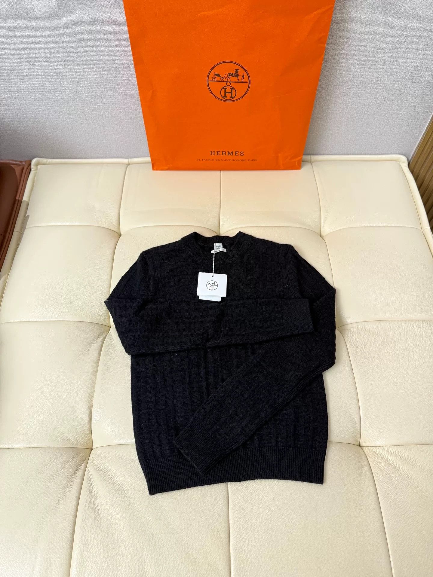 Hermes Hermes Black H Pattern Wool Sweater Size US S / EU 44-46 / 1 - 2 Thumbnail