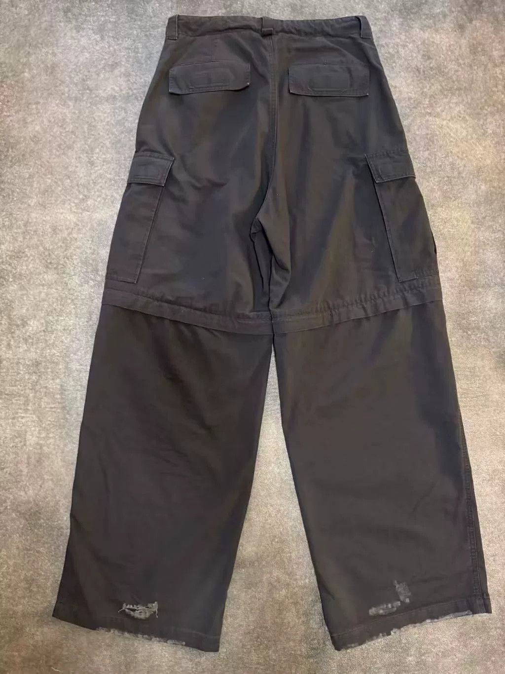 Balenciaga Balenciaga 24winter Cargo Pants XXS Size US 26 / EU 42 - 2 Thumbnail