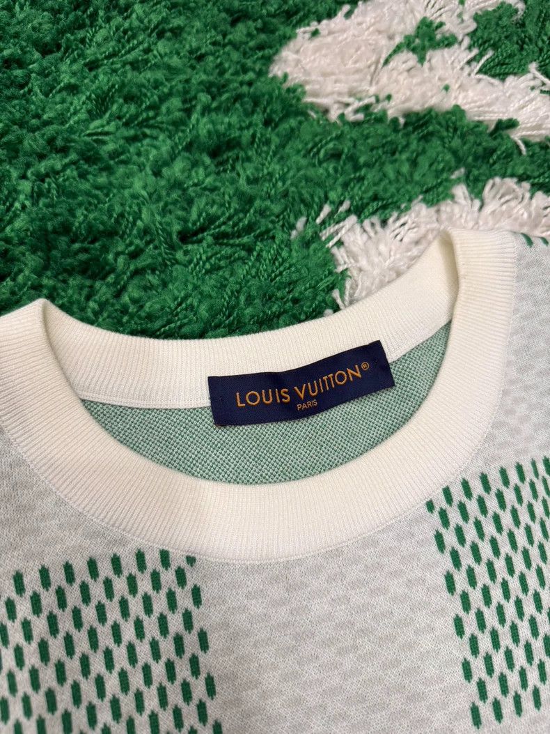 Louis Vuitton Louis Vuitton 24 White Green Check Tee Size US XXL / EU 58 / 5 - 2 Thumbnail