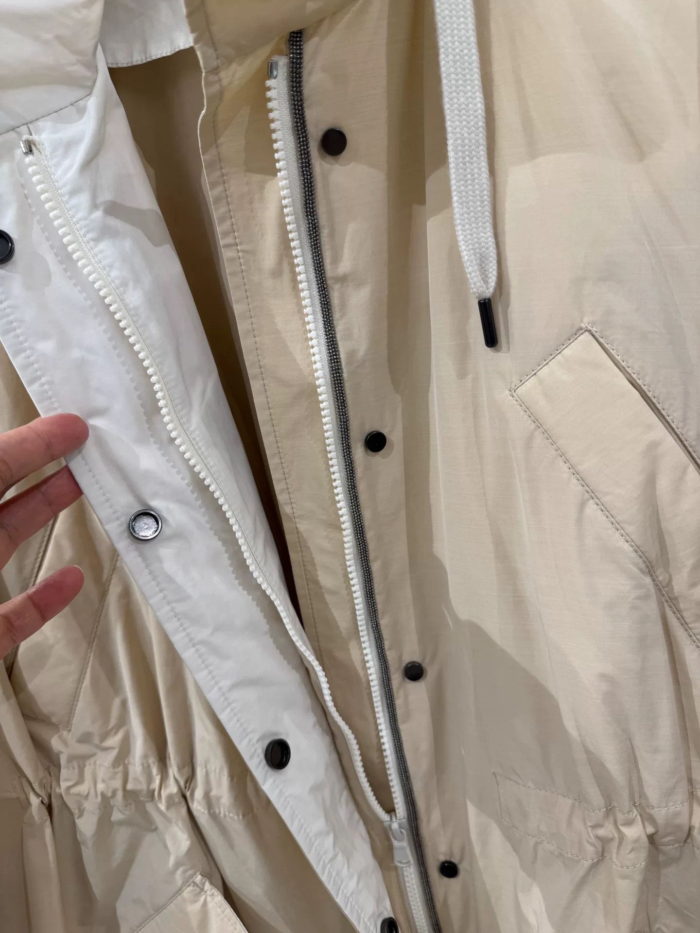 Brunello Cucinelli Brunello Cucinelli Beige Coat Size 38 Size US S / EU 44-46 / 1 - 2 Thumbnail