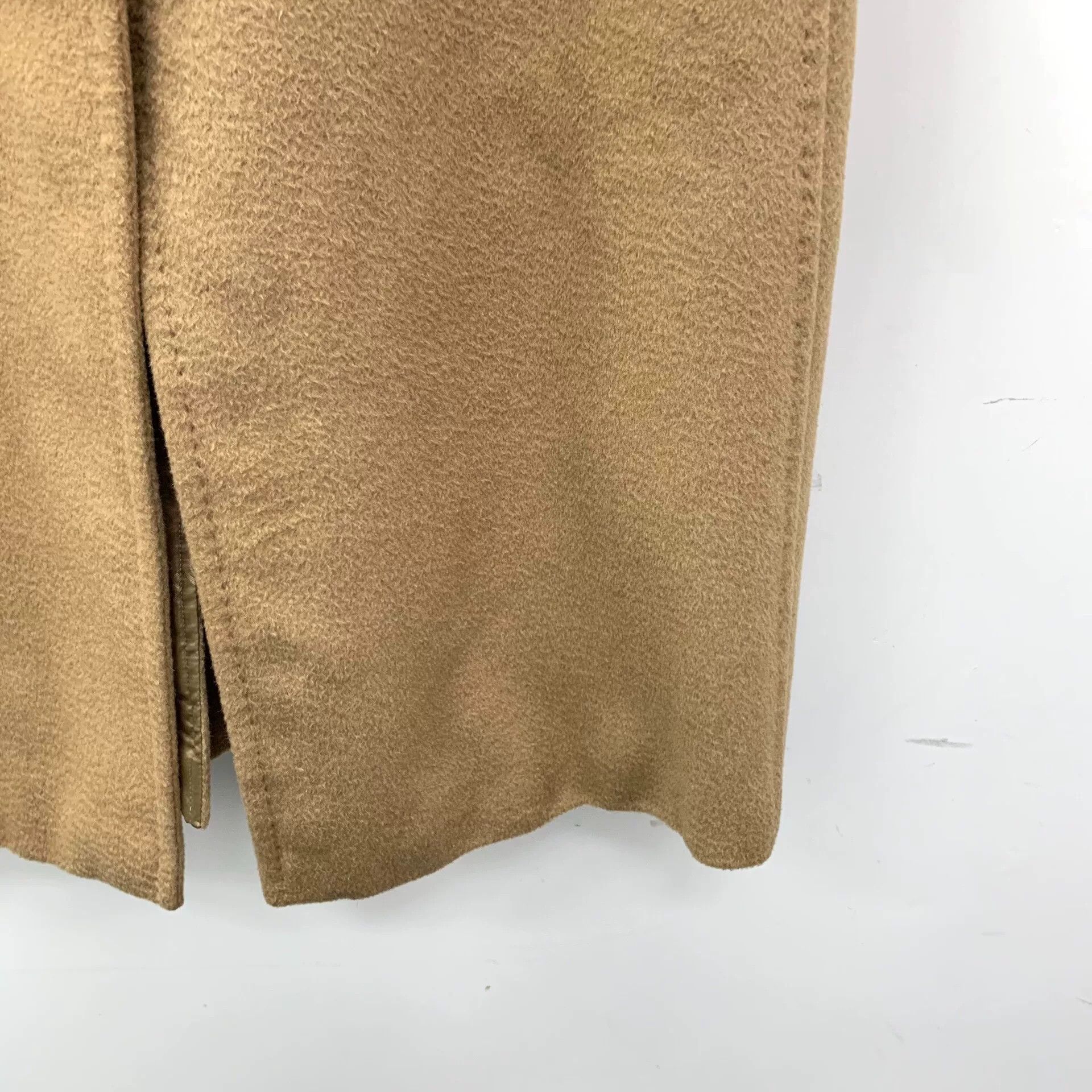 Max Mara maxmara camel wool long coat with belt Size US L / EU 52-54 / 3 - 5 Thumbnail