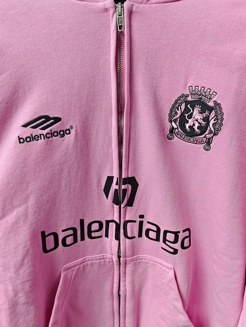 Balenciaga Balenciaga Manchester United Soccer Hoodie Size US XS / EU 42 / 0 - 3 Thumbnail