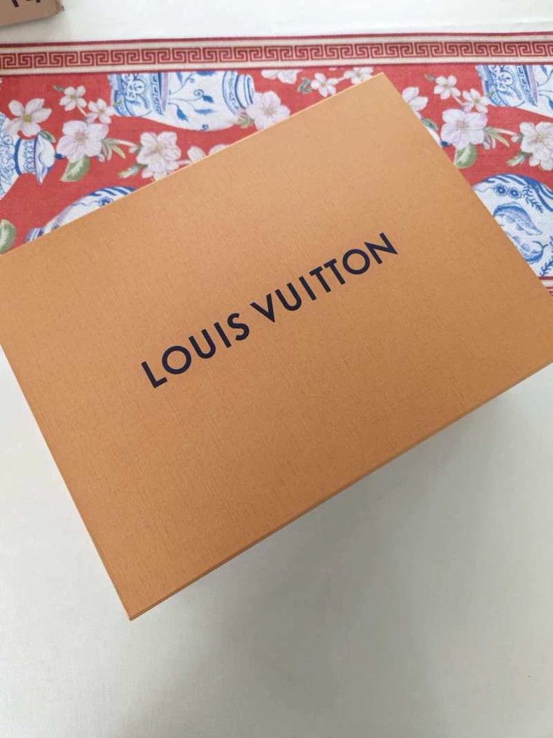 Louis Vuitton Louis Vuitton 25 styles Sneakers Size US 10 / EU 43 - 6 Thumbnail
