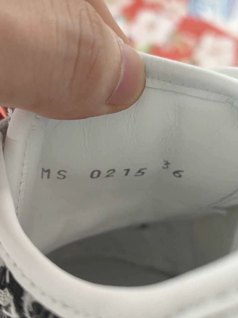 Louis Vuitton Louis Vuitton 25 styles Sneakers Size US 10 / EU 43 - 4 Thumbnail