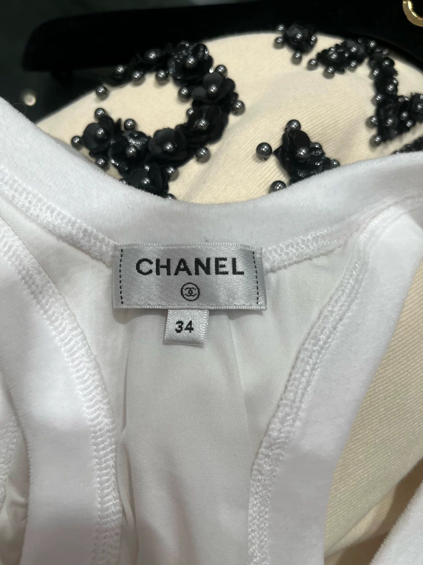 Chanel Chanel 22s Sequin Letter White Tank Top Size US XS / EU 42 / 0 - 3 Thumbnail