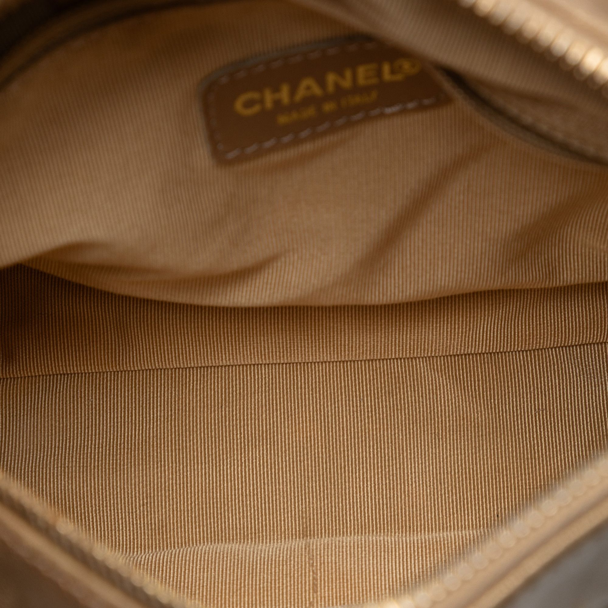 Chanel Chanel CC Chocolate Bar Metallic Lambskin Shoulder Bag Size ONE SIZE - 4 Thumbnail