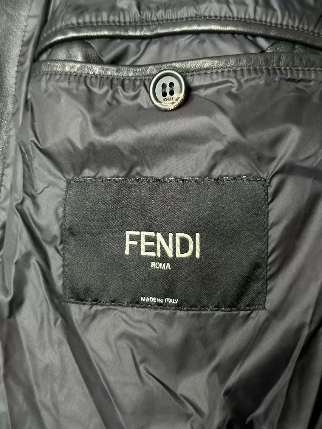 Fendi fendi wool teddy jacket with logo stripe Size US XXL / EU 58 / 5 - 3 Thumbnail