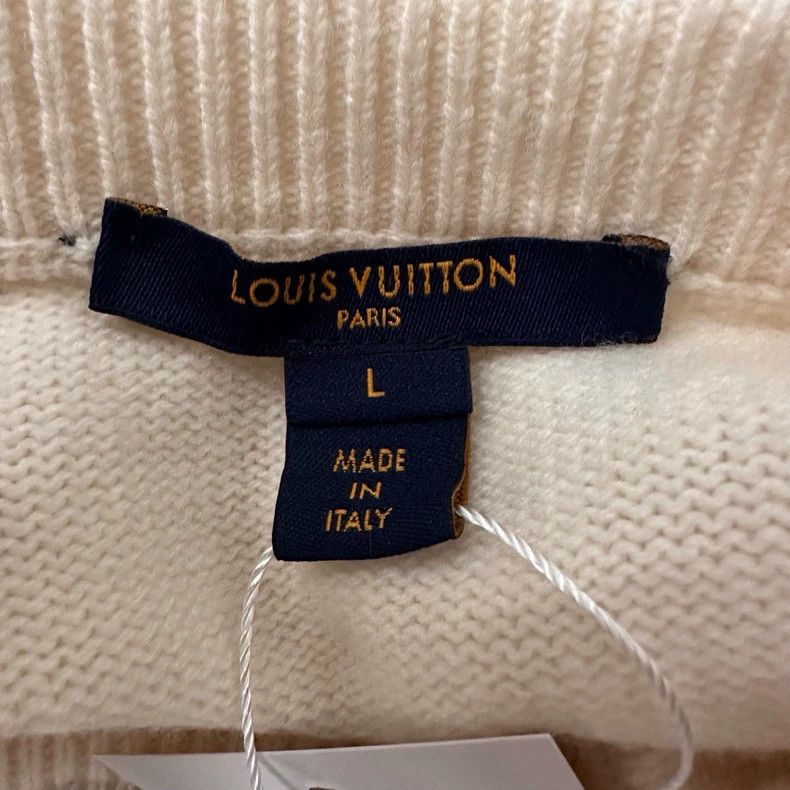 Louis Vuitton Louis Vuitton Cream Badge Cashmere Top Size US L / EU 52-54 / 3 - 3 Thumbnail