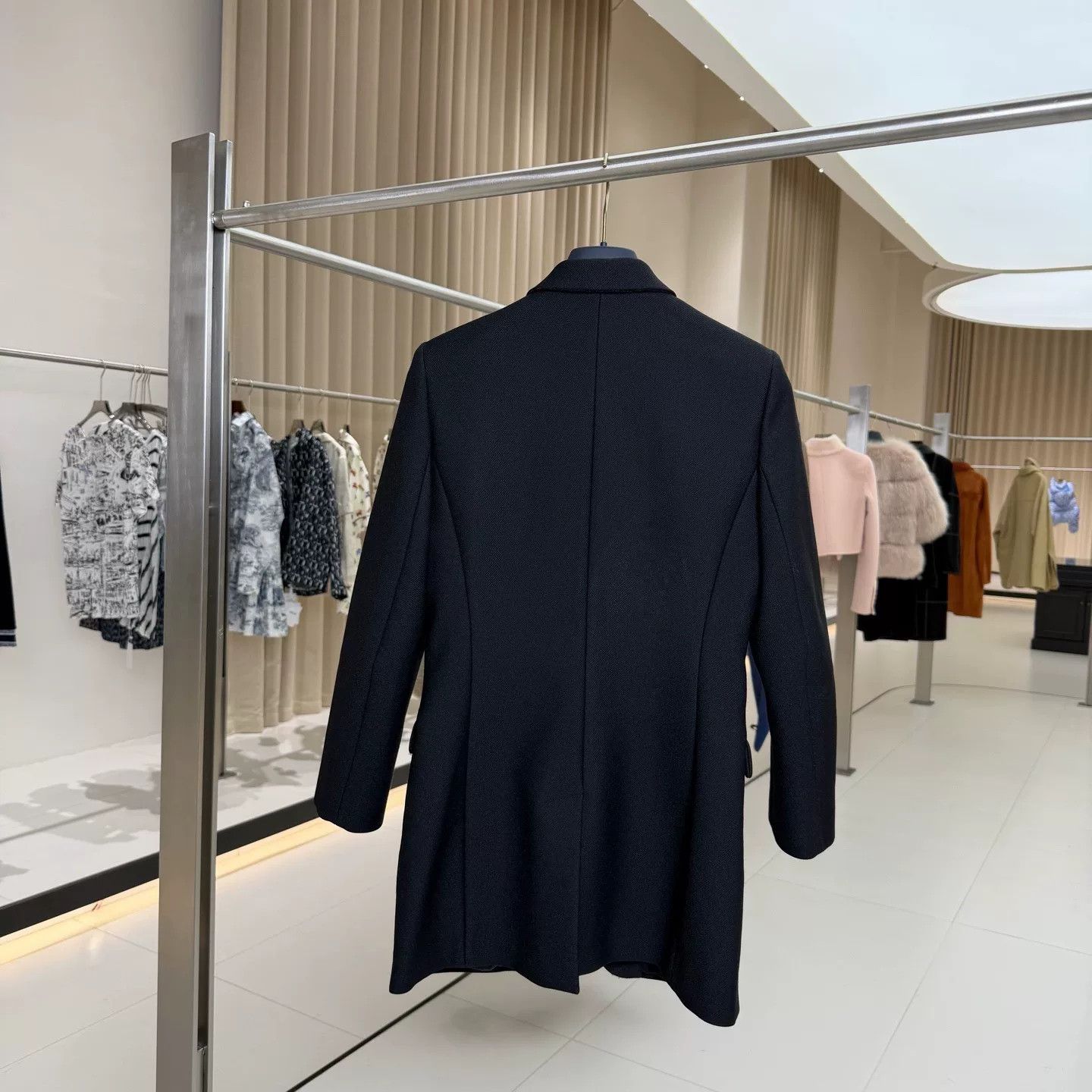 Hermes Hermes Black Wool V-Neck Blazer Coat Size US S / EU 44-46 / 1 - 2 Thumbnail