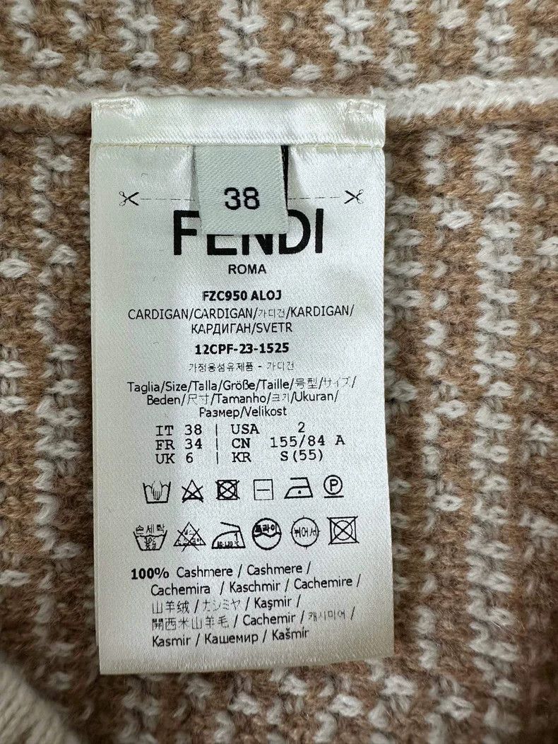 Fendi FENDI FW22 Logo V-Neck Cashmere Sweater Size US M / EU 48-50 / 2 - 4 Thumbnail