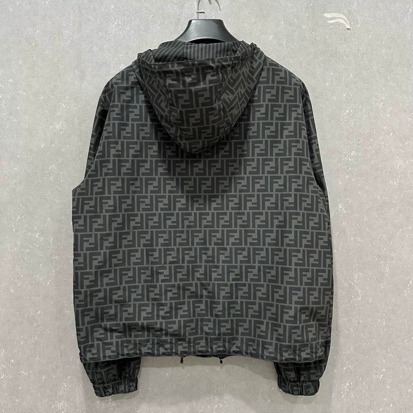 Fendi Fendi Logo Print Reversible Jacket Size US XL / EU 56 / 4 - 2 Thumbnail