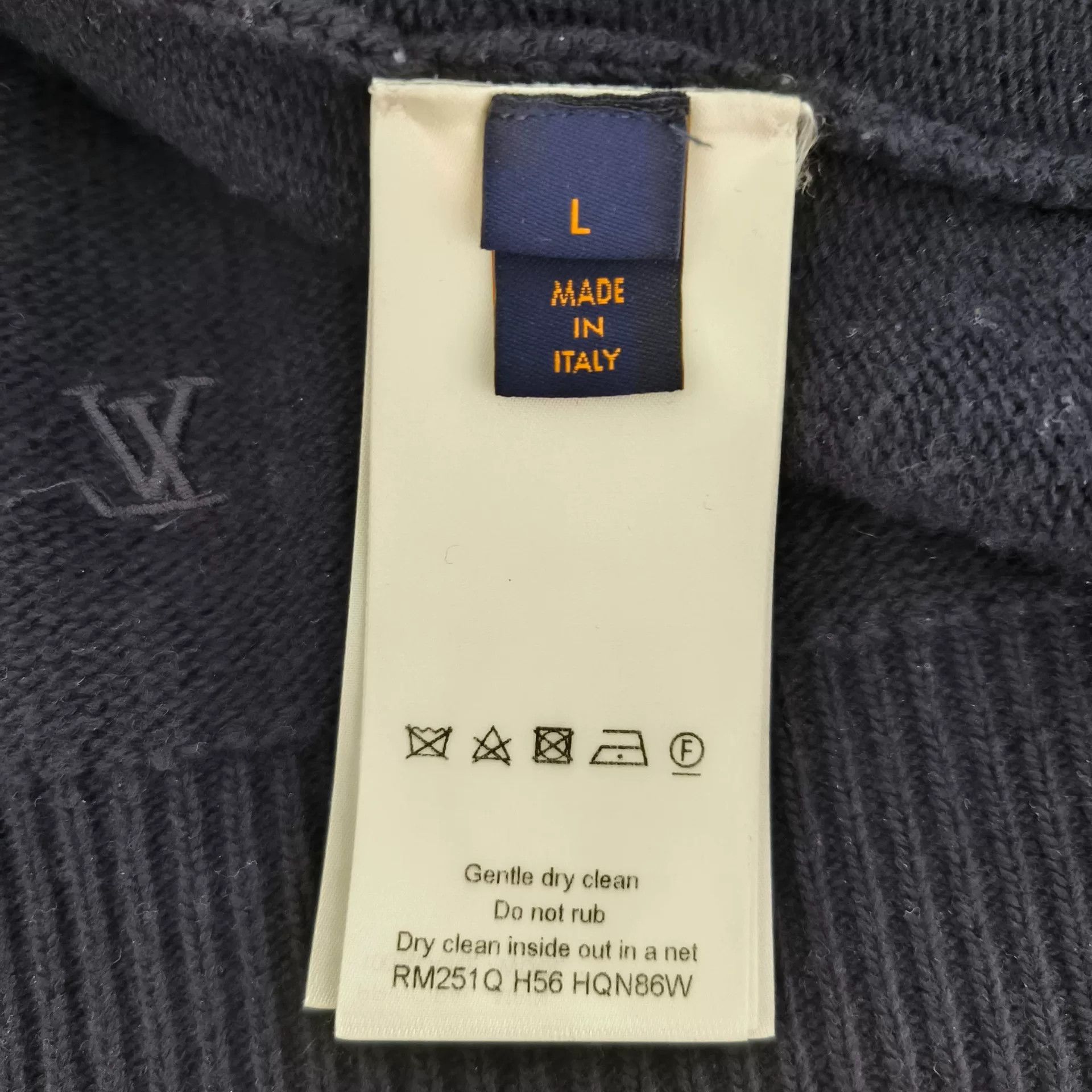 Louis Vuitton Louis Vuitton 25 Logo Embroidered Sweater Size US L / EU 52-54 / 3 - 3 Thumbnail
