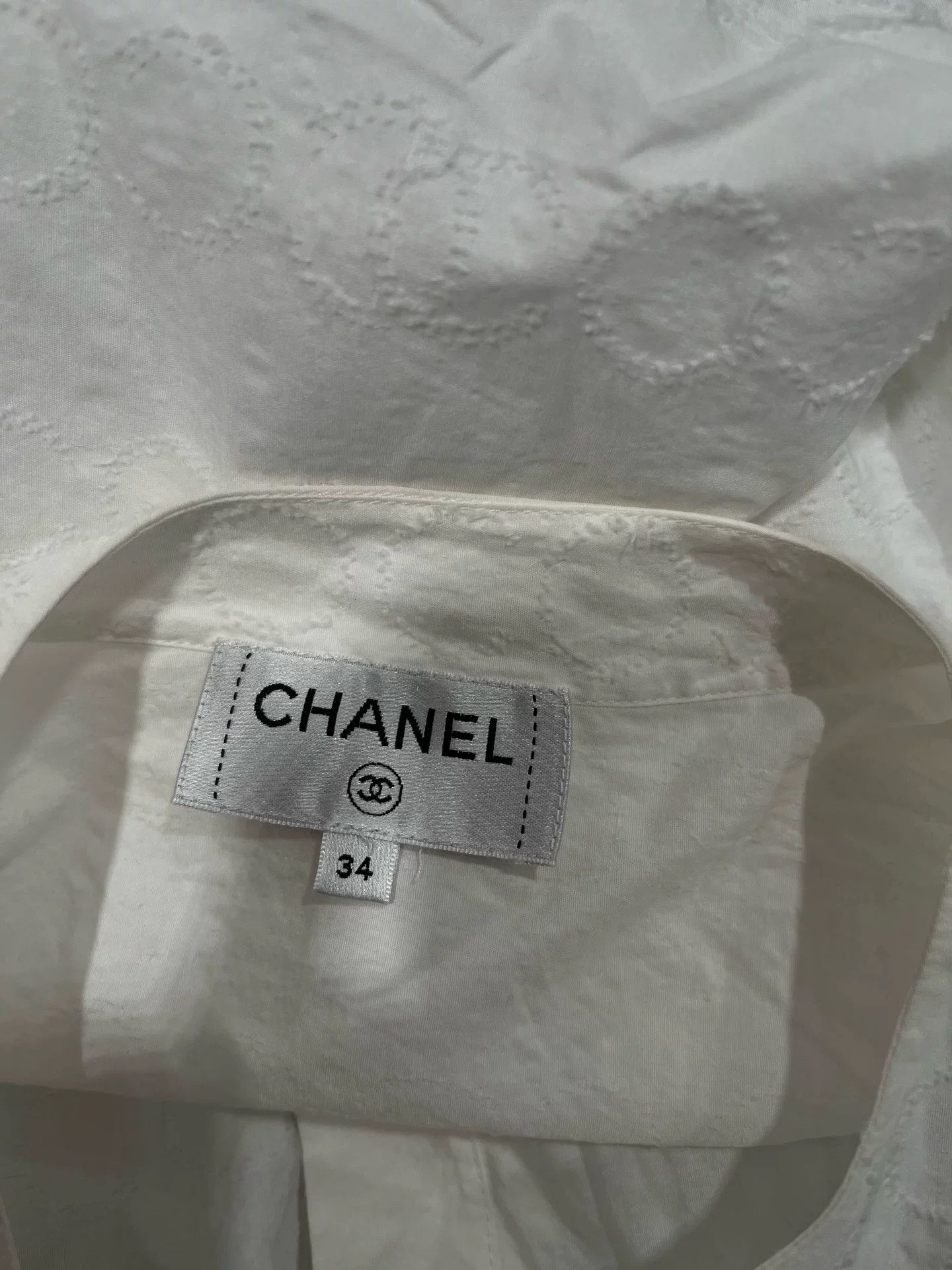 Chanel Chanel 18p CC Bow Tie Shirt FR34 Size US XS / EU 42 / 0 - 3 Thumbnail