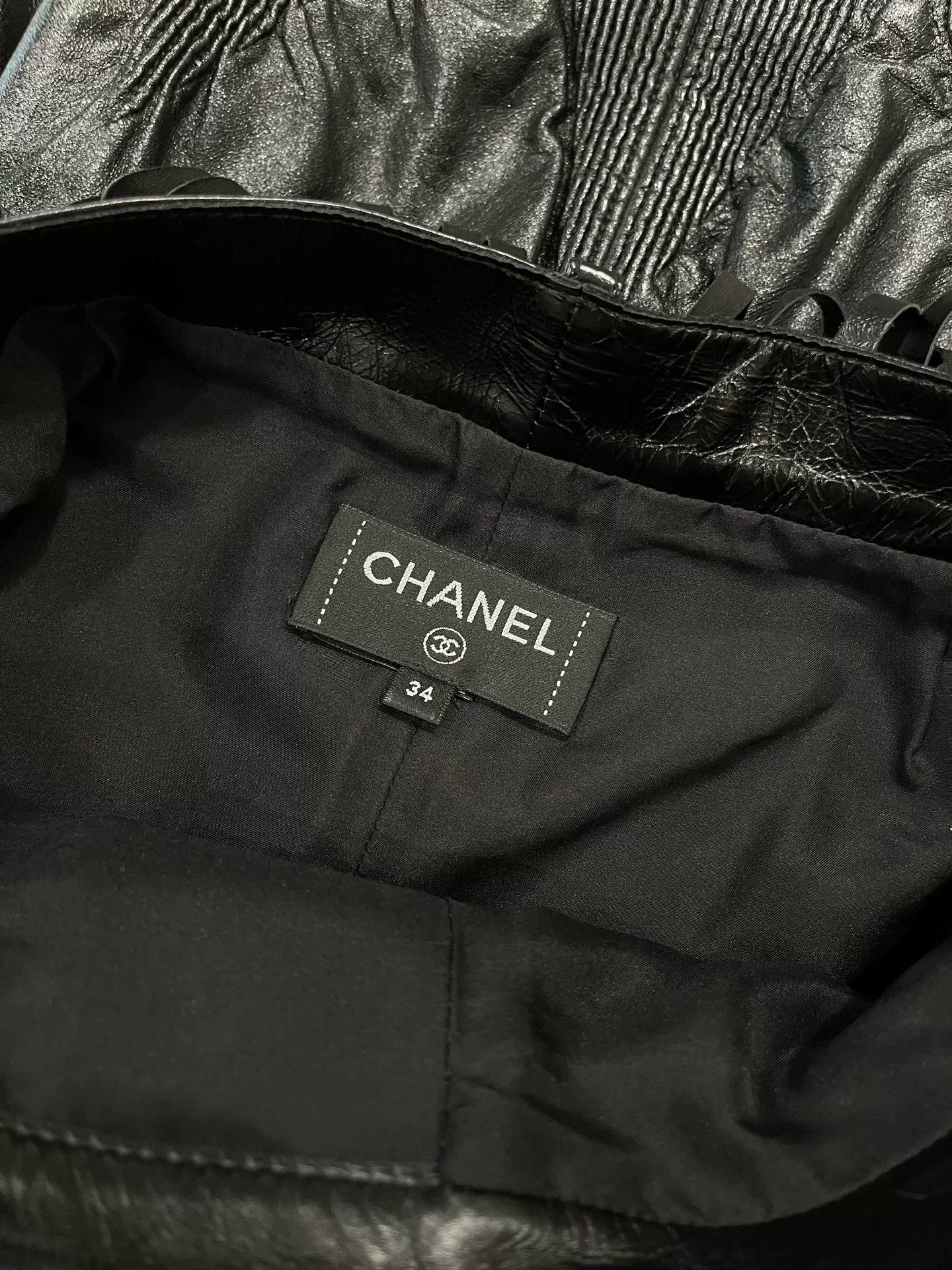 Chanel Chanel 21S Black Fringe Leather Skirt Size US 34 / EU 50 - 3 Thumbnail