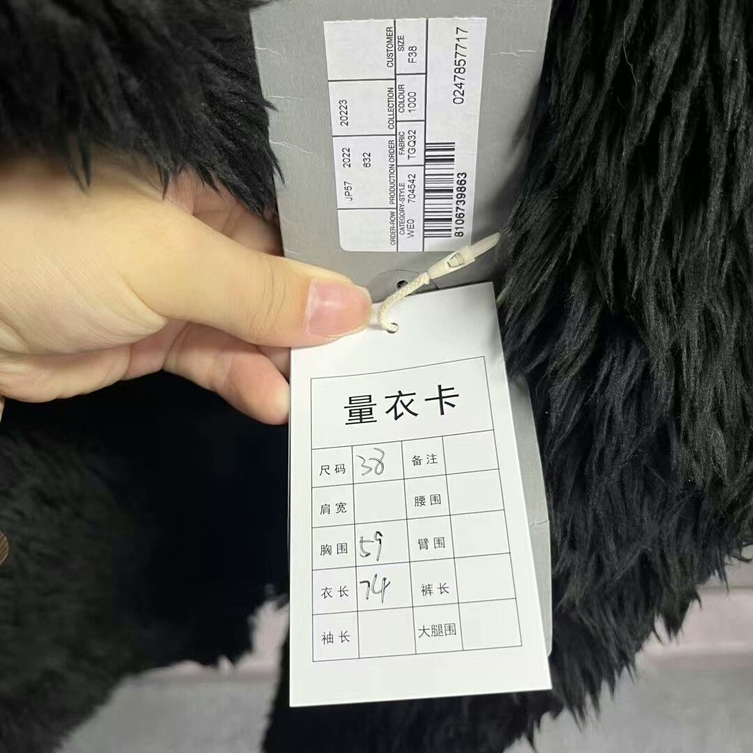 Balenciaga Balenciaga Black Fur Collar Coat Size US S / EU 44-46 / 1 - 5 Thumbnail