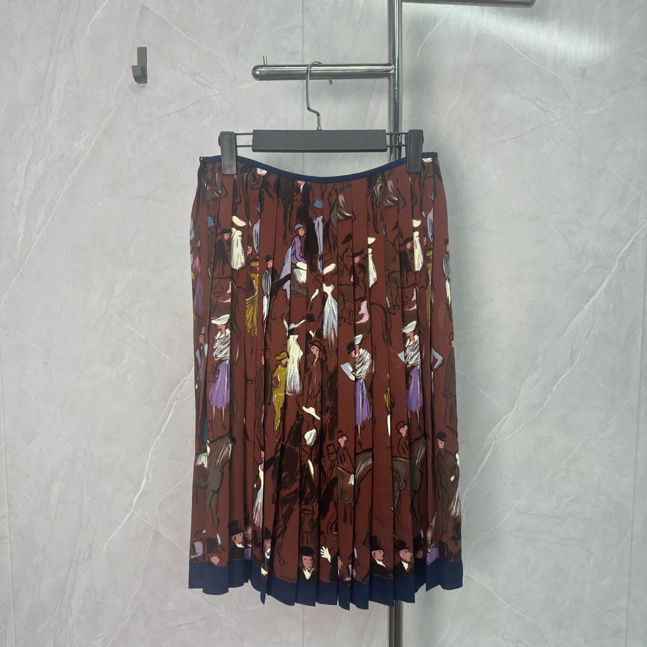 Hermes Hermes Vintage Horse Club Skirt Size US 34 / EU 50 - 2 Thumbnail