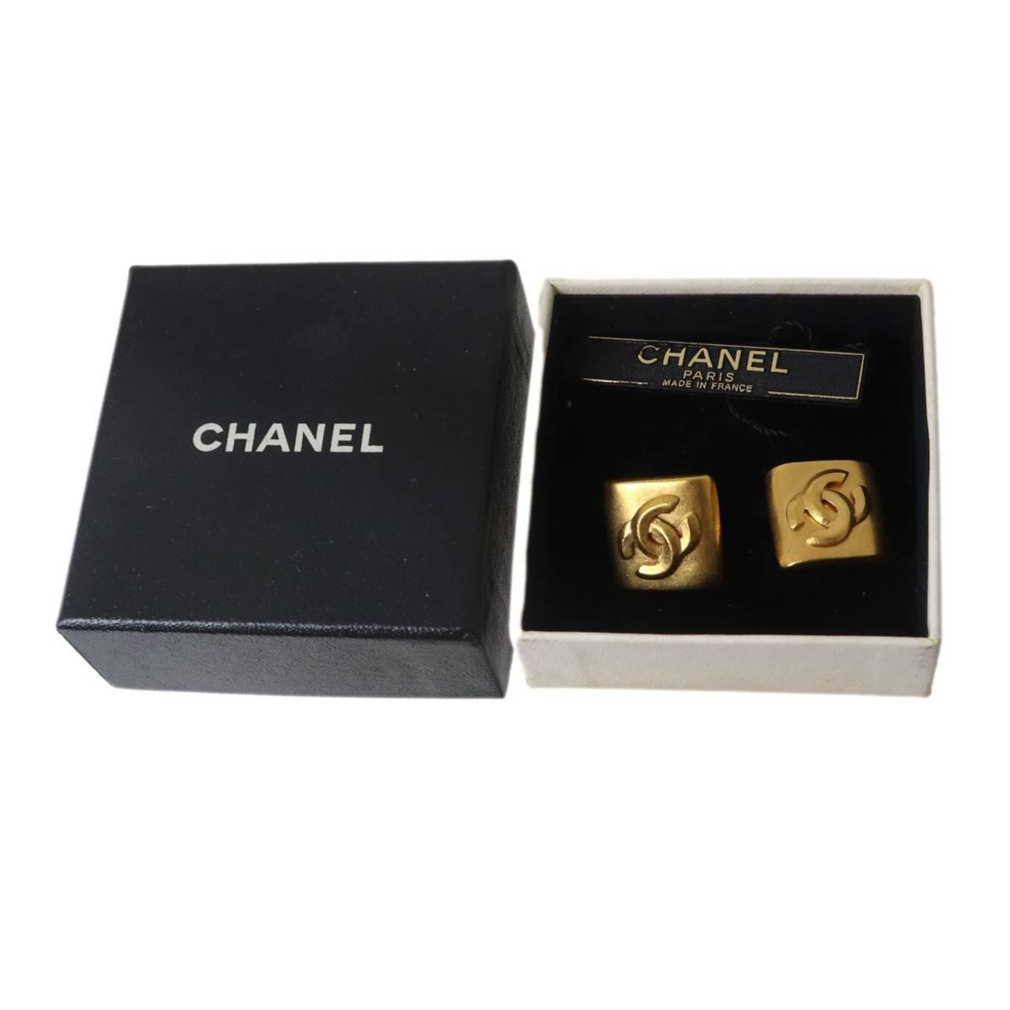 Chanel CHANEL Coco Mark Square Earrings, Gold, 96P, Total Length: H2.5 x W2.5cm, Weight: 6.1g (each), 6.5g (each) Size ONE SIZE - 8 Thumbnail