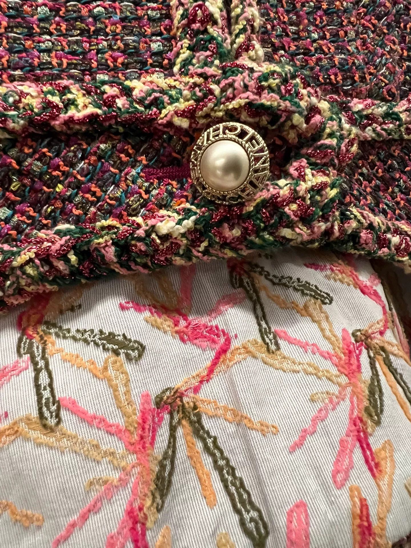Chanel Chanel 19P Rose Short Jacket 34 Size US XS / EU 42 / 0 - 3 Thumbnail