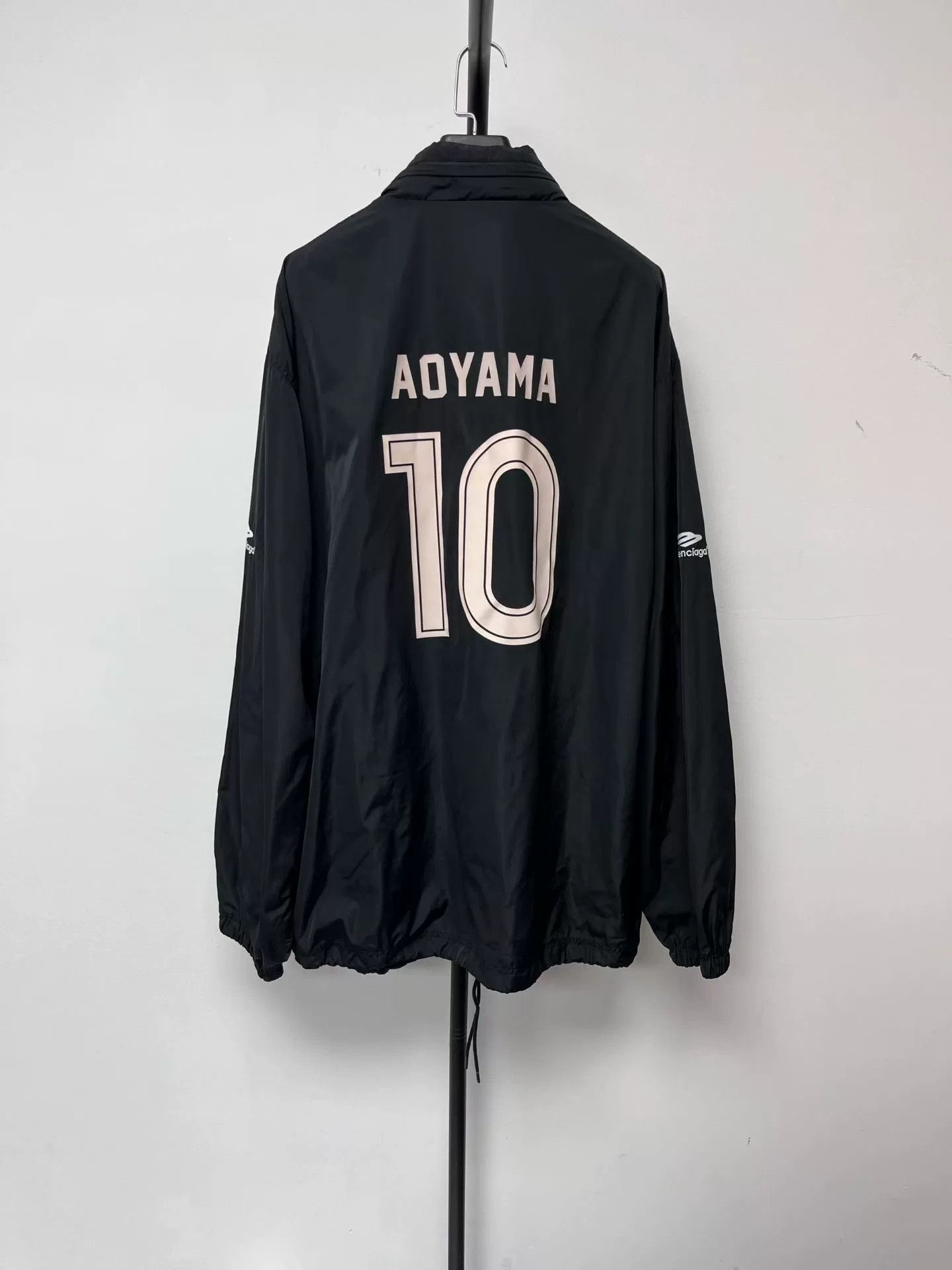 Balenciaga Balenciaga Manchester United Embroidered Jacket Size US S / EU 44-46 / 1 - 2 Thumbnail