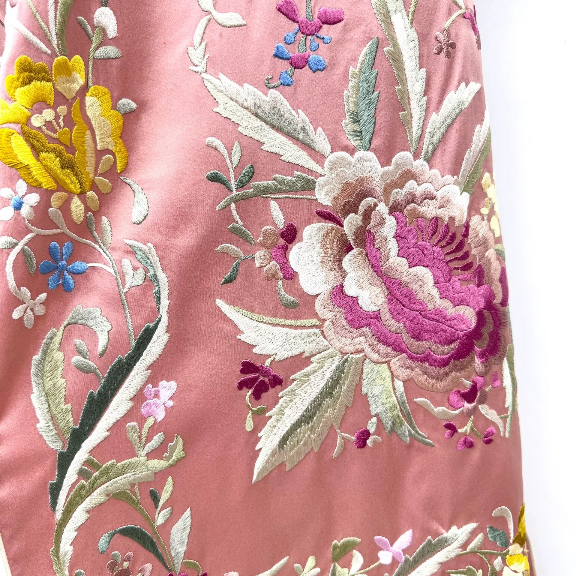 Gucci Gucci Floral Embroidered Silk Robe Size US M / EU 48-50 / 2 - 4 Thumbnail