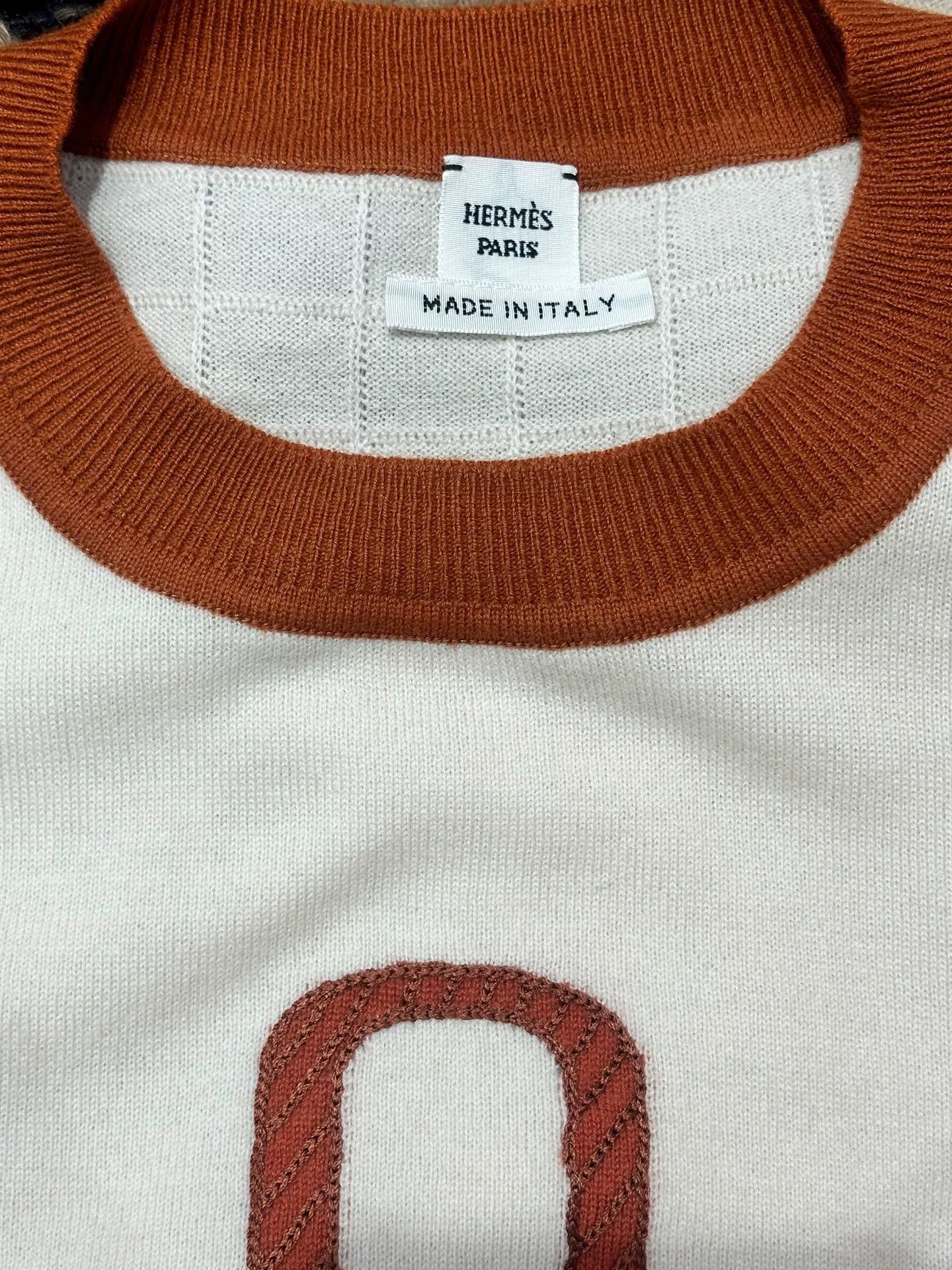 Hermes Hermes Women's Beige Short Sleeve Sweater Size US S / EU 44-46 / 1 - 3 Thumbnail