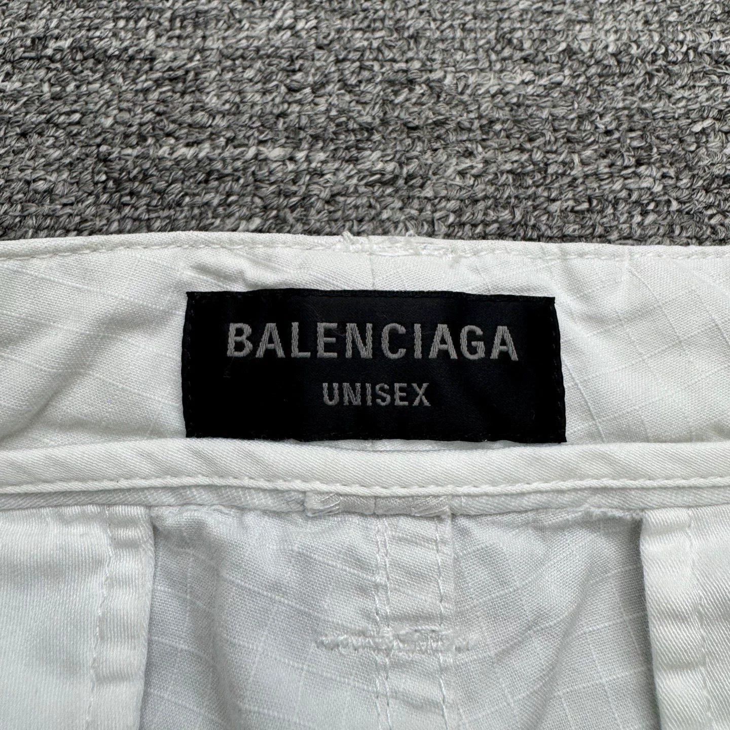 Balenciaga Balenciaga Distressed Cargo Casual Pants Size US 26 / EU 42 - 2 Thumbnail