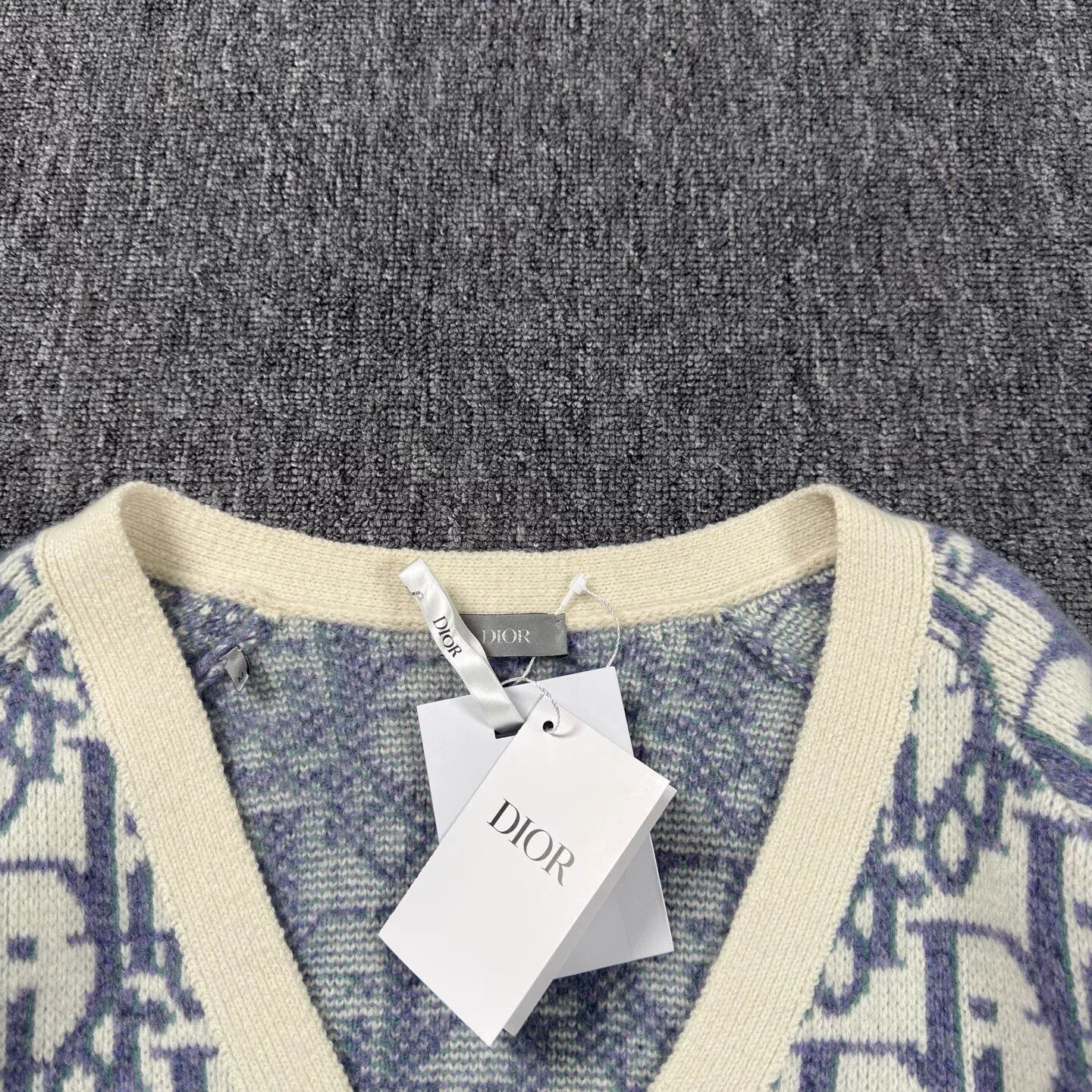 Dior dior white blue wool cardigan size m Size US M / EU 48-50 / 2 - 3 Thumbnail