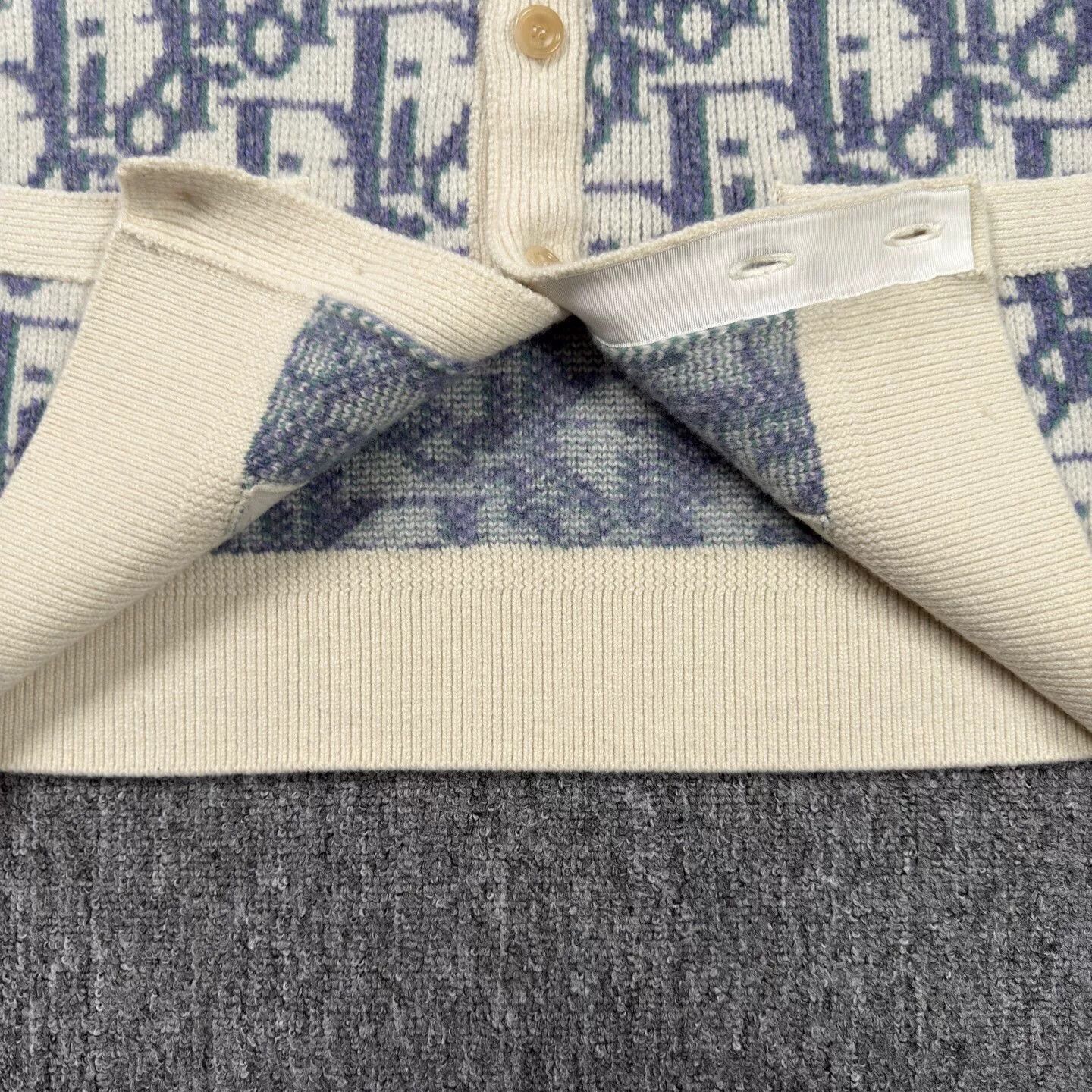Dior dior white blue patterned wool cardigan Size US M / EU 48-50 / 2 - 7 Thumbnail