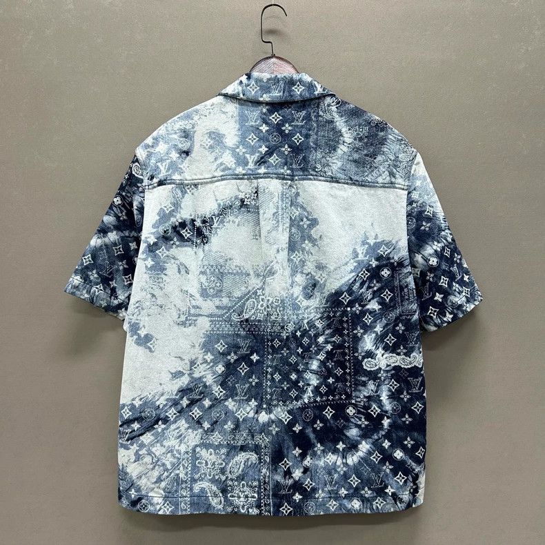 Louis Vuitton Louis Vuitton Denim Tie-Dye Logo Shirt Size US L / EU 52-54 / 3 - 2 Thumbnail