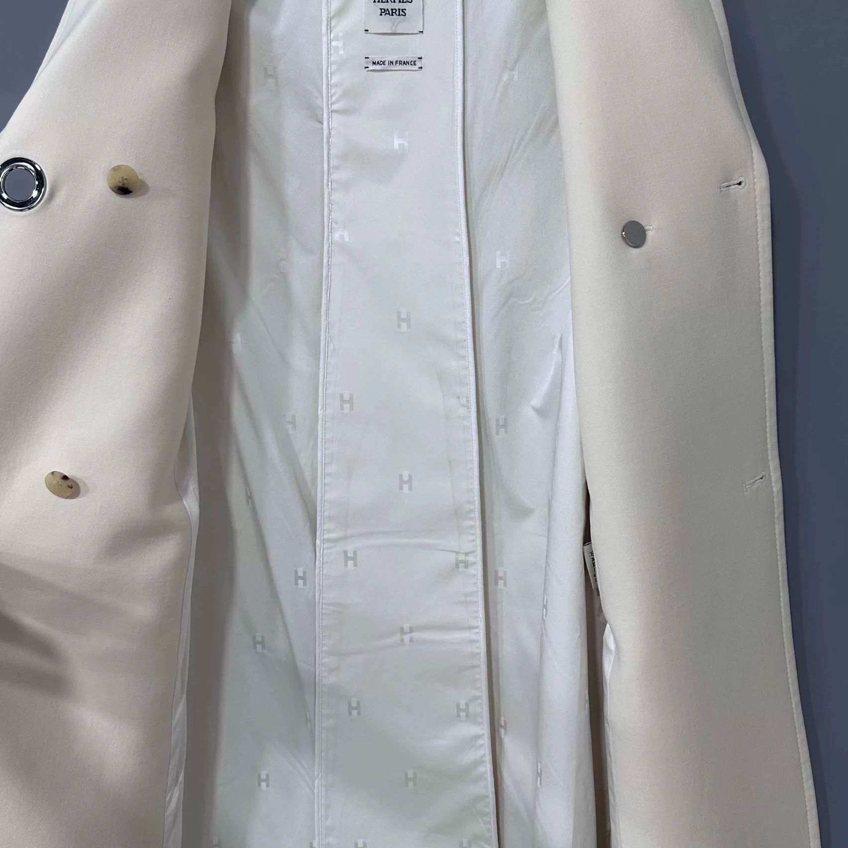 Hermes HERMES Cream Full Print Inner Coat Size US XS / EU 42 / 0 - 4 Thumbnail