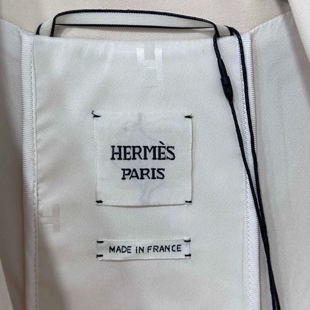 Hermes HERMES Cream Full Print Inner Coat Size US XS / EU 42 / 0 - 5 Thumbnail