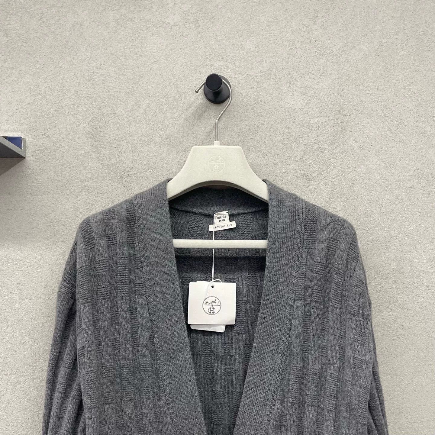 Hermes Hermes Gray Wool Cardigan Size US S / EU 44-46 / 1 - 4 Thumbnail