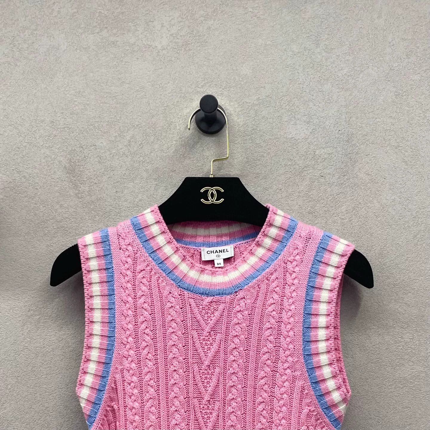 Chanel CHANEL Pink Striped Sleeveless Dress Size US XS / EU 42 / 0 - 5 Thumbnail