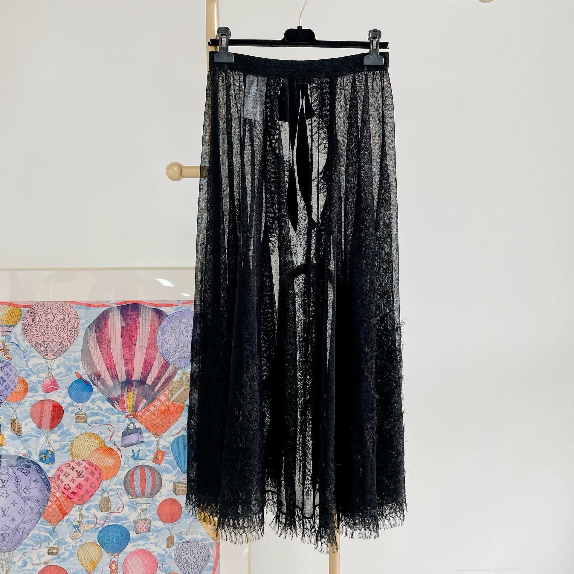 Dior Christian Dior Black Lace Mesh Skirt Size US 38 / EU 54 - 2 Thumbnail