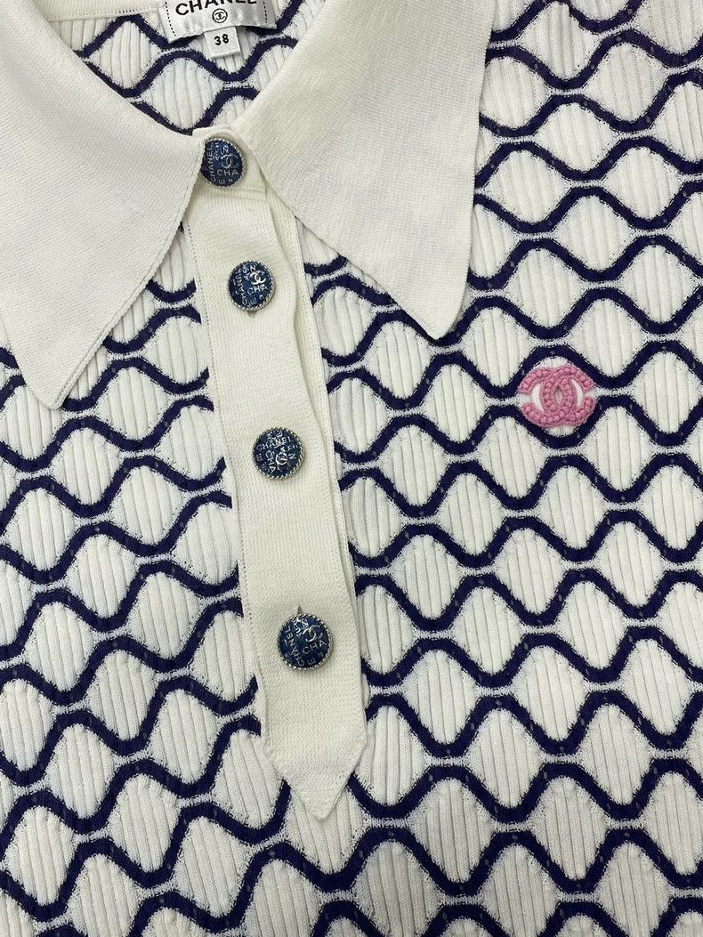 Chanel Chanel Blue White Plaid Collar Knit T-shirt Size US M / EU 48-50 / 2 - 2 Thumbnail
