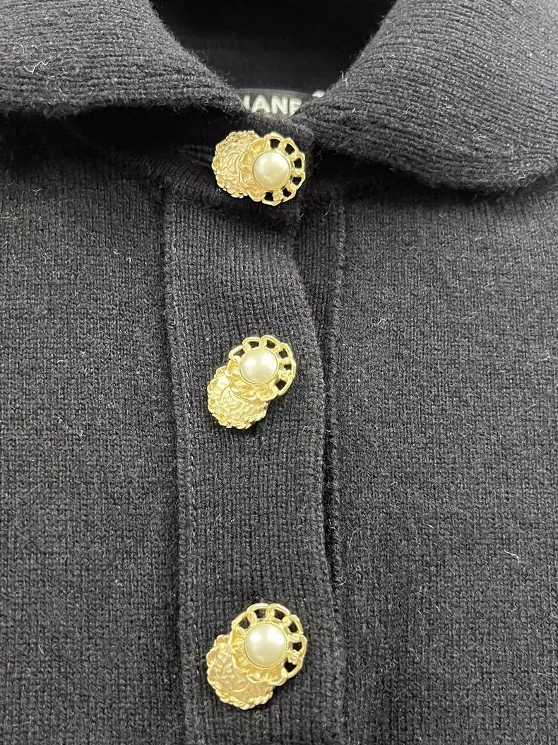 Chanel Chanel Black Pearl Button Collar Top Size US S / EU 44-46 / 1 - 2 Thumbnail