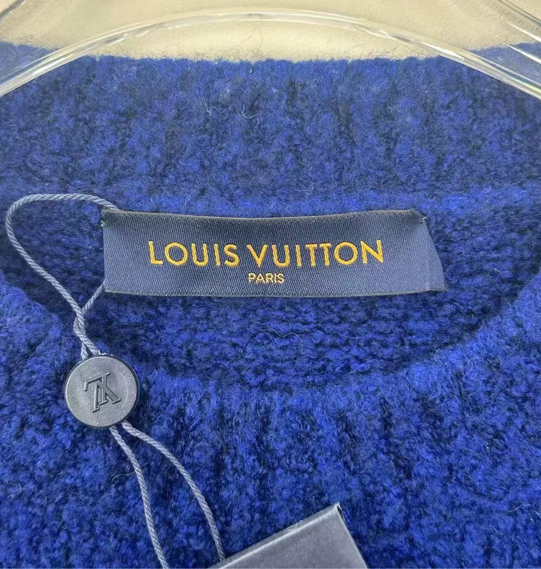 Louis Vuitton Louis Vuitton Blue Teddy Logo Sweater Size US XL / EU 56 / 4 - 3 Thumbnail
