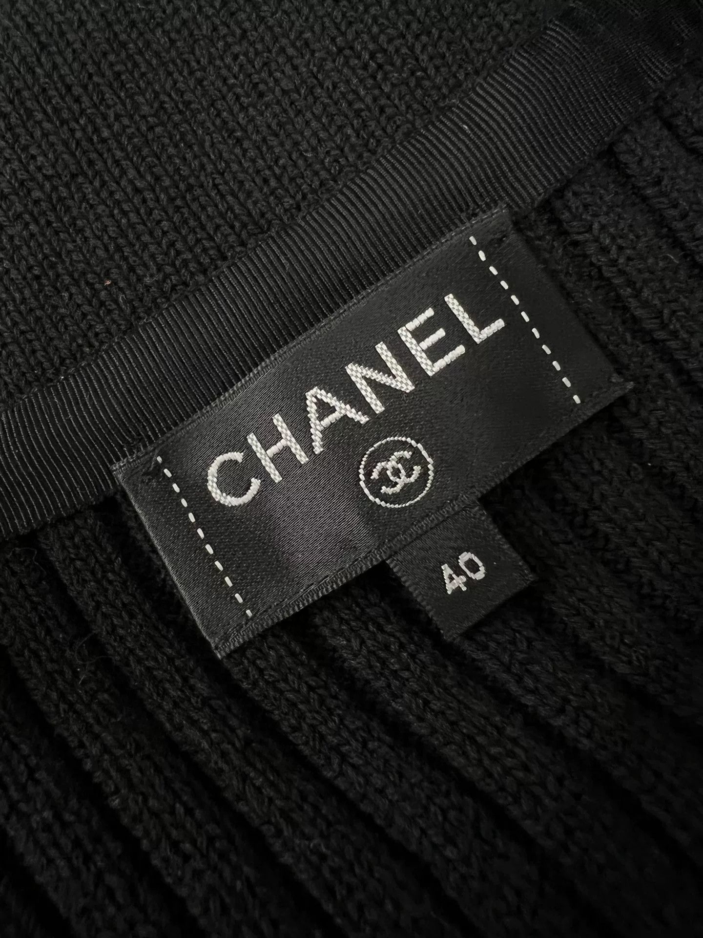Chanel Chanel Black Gold Button Knit Cardigan Size US L / EU 52-54 / 3 - 4 Thumbnail
