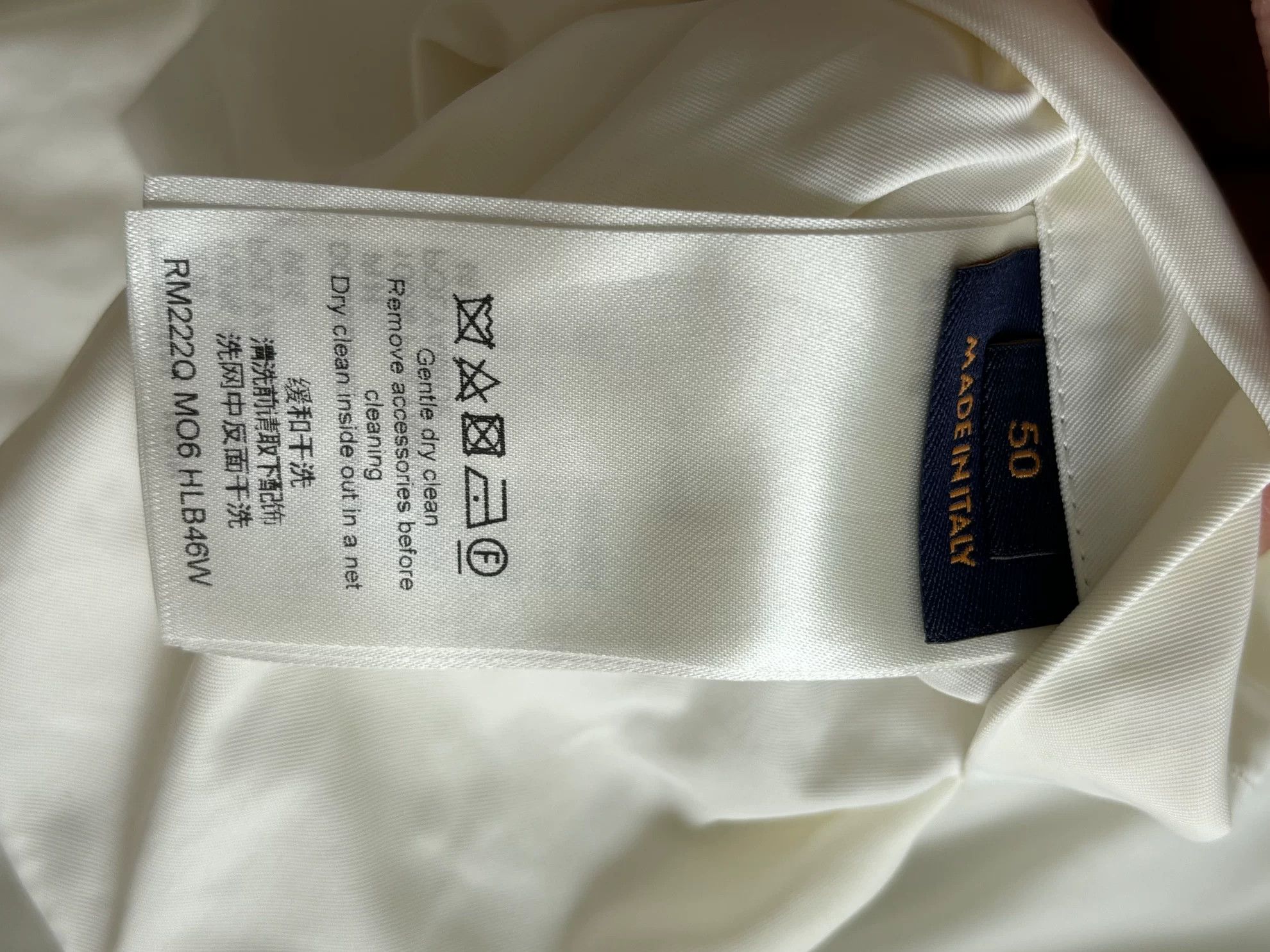 Louis Vuitton LV White Reversible Monogram Pin Jacket Size US L / EU 52-54 / 3 - 3 Thumbnail