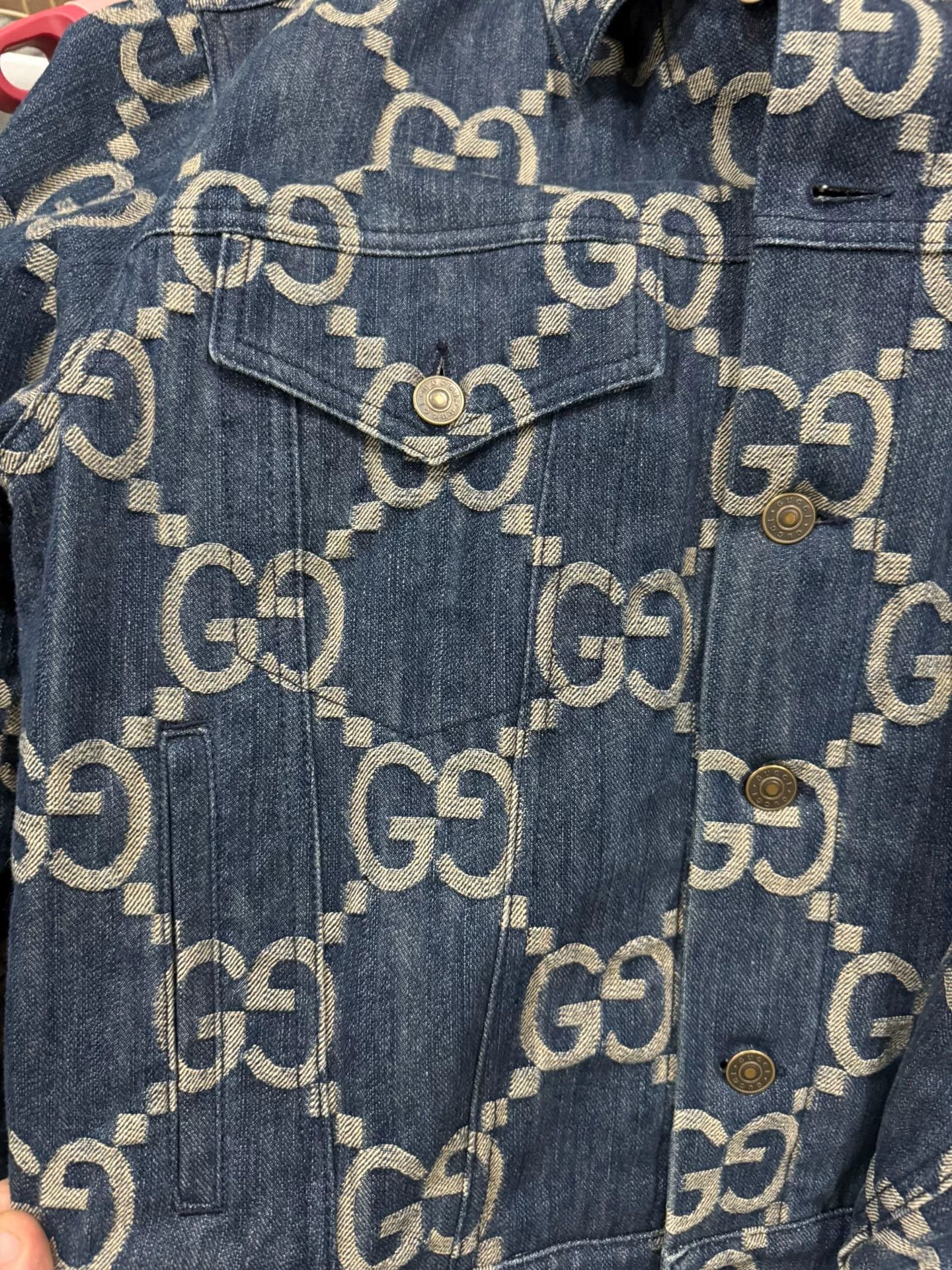 Gucci Gucci All-over Print Large Logo Denim Jacket Size US M / EU 48-50 / 2 - 4 Thumbnail
