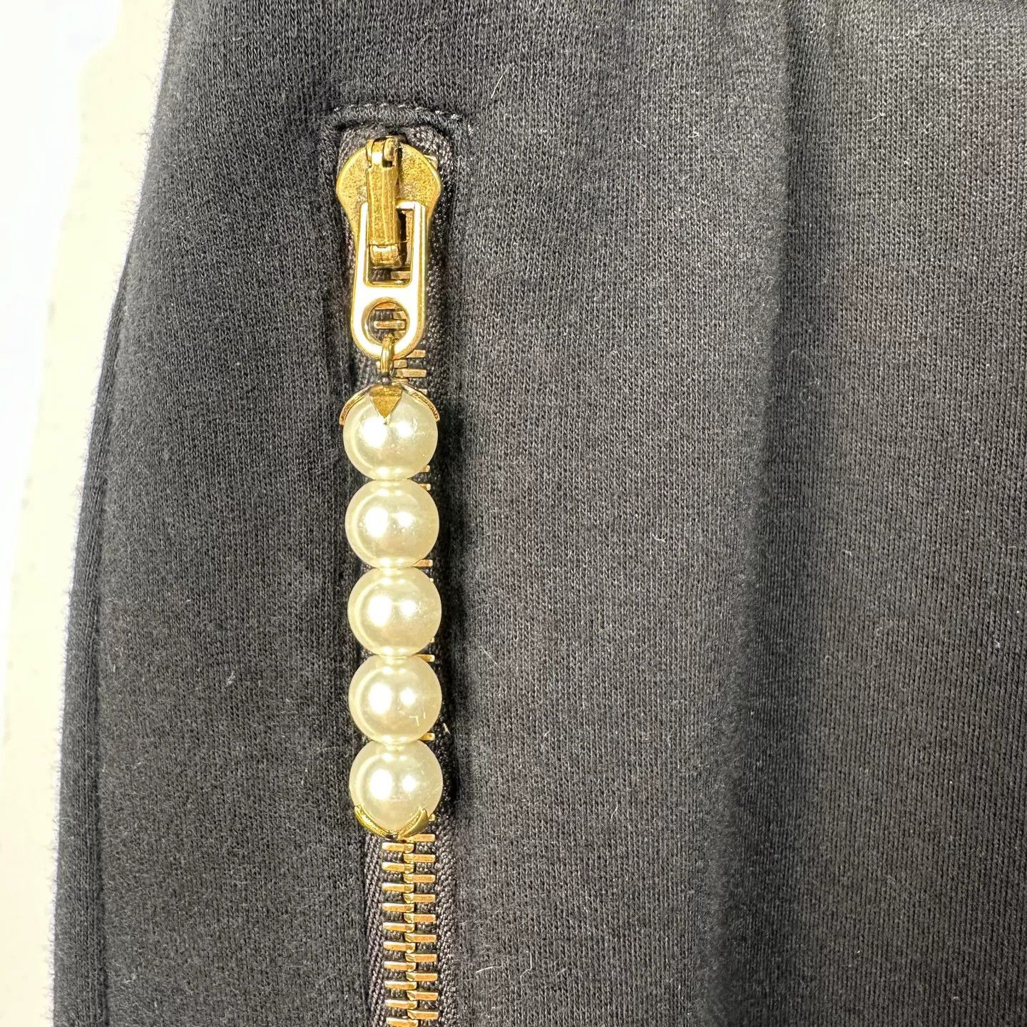 Louis Vuitton Louis Vuitton 25 Pharrell Collaboration Pearl Zipper Trousers Size US 33 - 3 Thumbnail