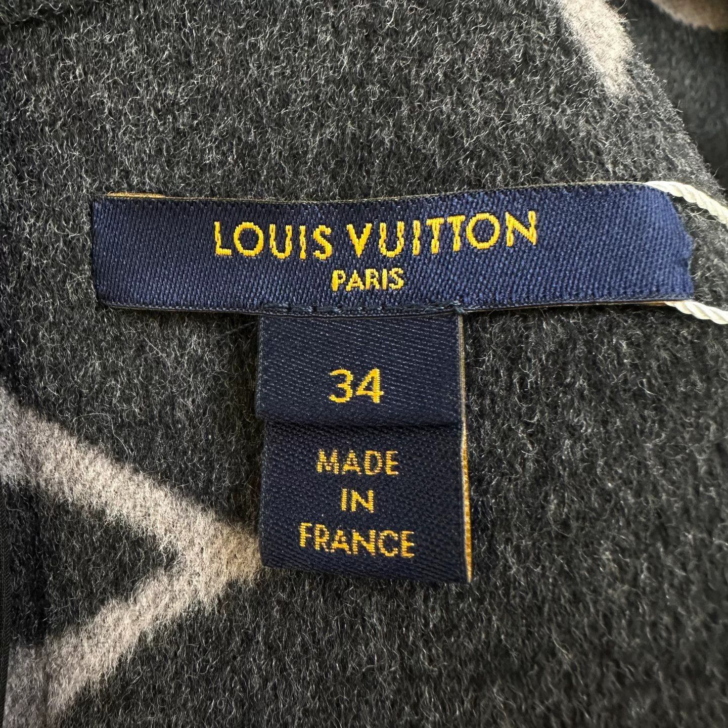 Louis Vuitton Louis Vuitton Sleeveless Monogram Dress Size US XS / EU 42 / 0 - 7 Thumbnail