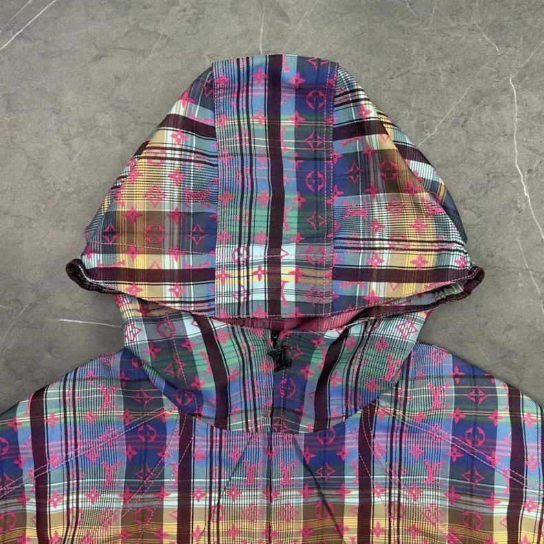 Louis Vuitton Louis Vuitton Monogram Hooded Jacket Size US L / EU 52-54 / 3 - 2 Thumbnail