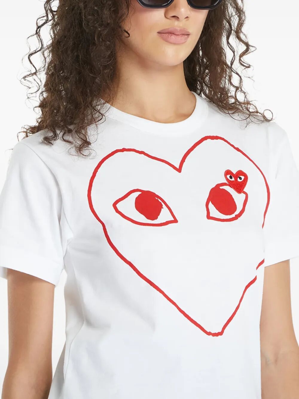 Comme des Garcons PLAY "RED EMBLEM RED HEART" T-SHIRT Size M / US 6-8 / IT 42-44 - 5 Thumbnail