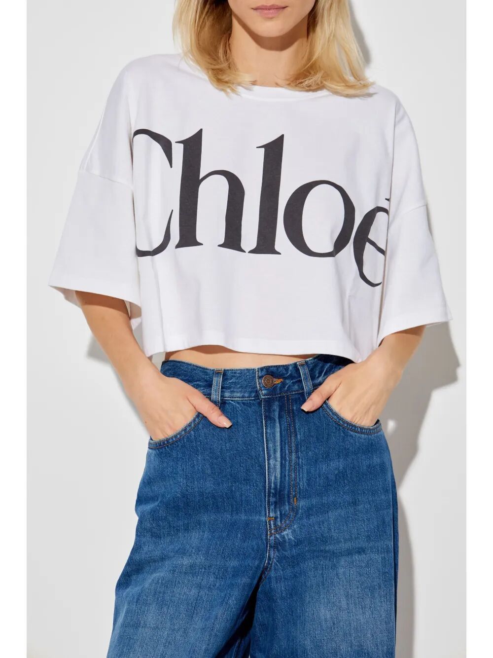 Chloe CLASSIC "CHLOE" PRINTED OVERSIZED CROPPED T-SHIRT Size XS / US 0-2 / IT 36-38 - 2 Thumbnail