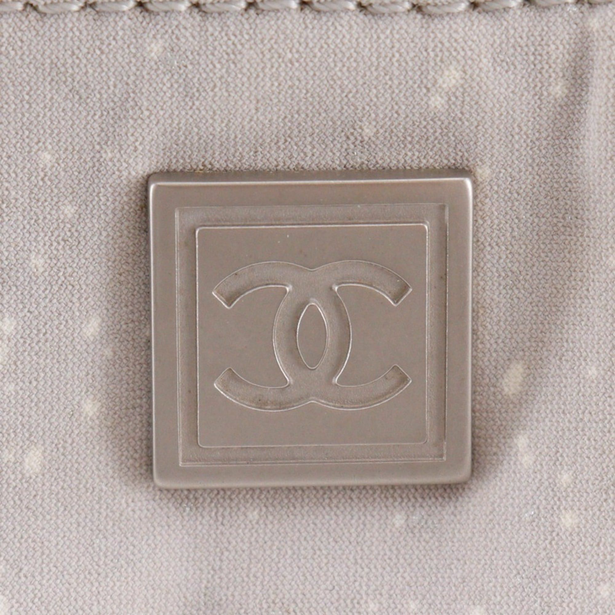 Chanel Chanel High Summer Handbag Sports Line Nylon Made in Italy Black Tote Bag A5 Snap Button Women's Size ONE SIZE - 18 Thumbnail